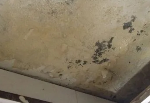 都兰阳台漏水维修公司分享下都兰卫生间渗水维修需要注意哪些问题。